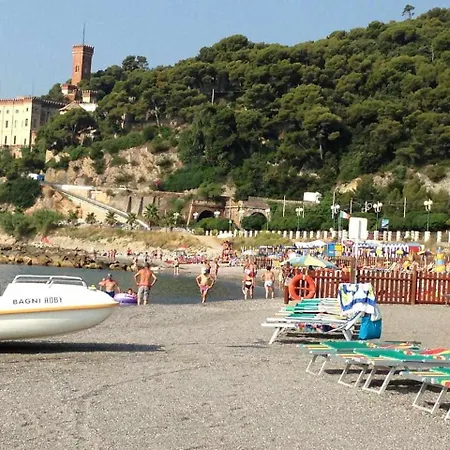 Casa Isa A 30 Metri Dalla * Borghetto Santo Spirito