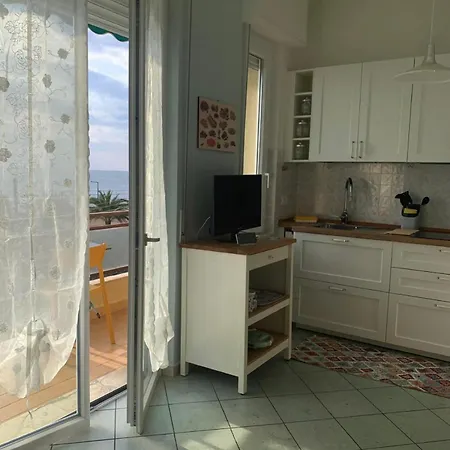 Casa Isa A 30 Metri Dalla * Borghetto Santo Spirito