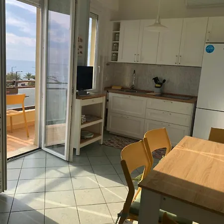 Casa Isa A 30 Metri Dalla בורגטו סנטו ספיריטו